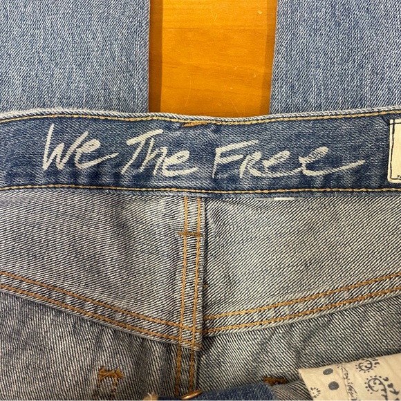 We the Free Urban Outfitters regular high rise button fly distressed jeans 28 - Picture 11 of 14